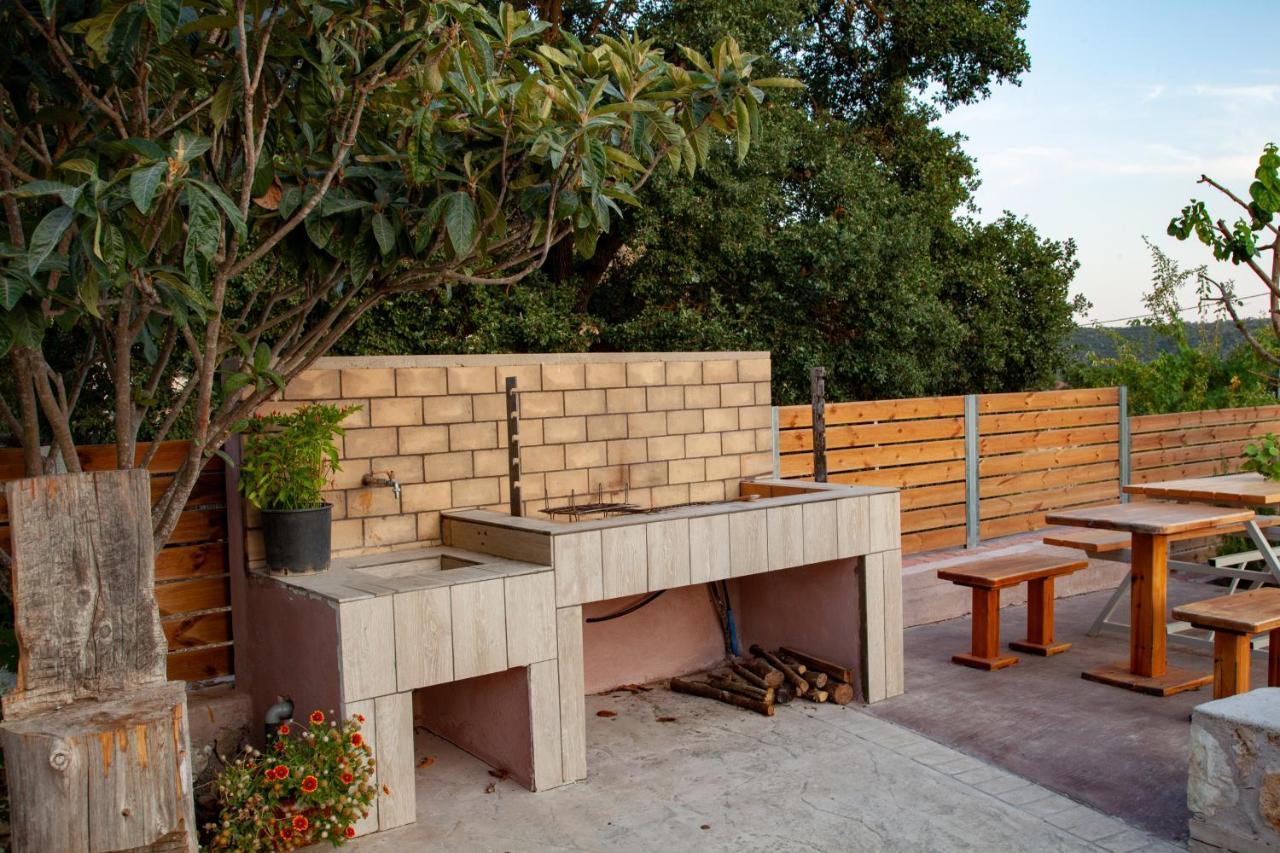 Tsoutsis Apartments Marantochori Exterior photo